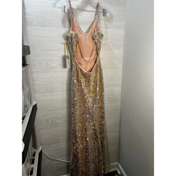 Say Yes to the Prom Dress Size 5/6 Gold Sequins Open‎ Back NWT - Picture 7 of 11